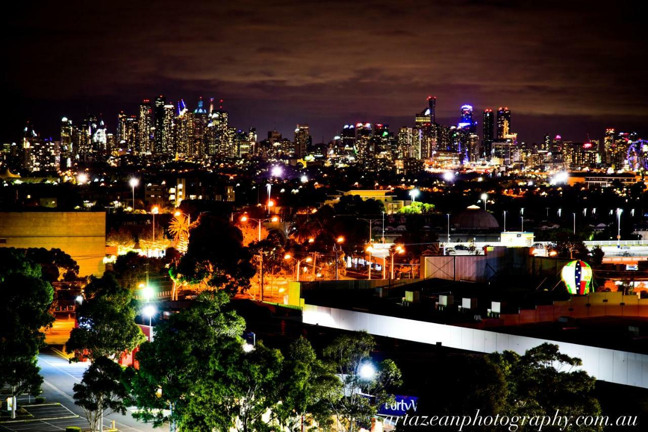 MaribyrnongModern, Clean, Luxury At The Right Price.....アパートメント エクステリア 写真